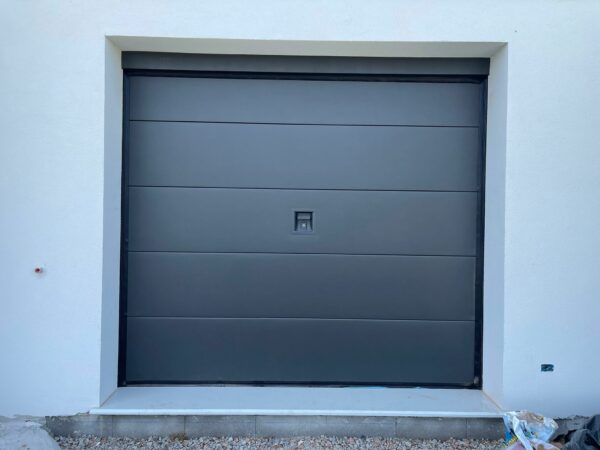  Portoni per il garage: a Ferrara cè Dynamic System!